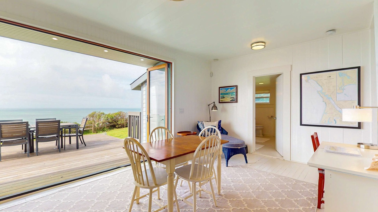 Photo of Others in Philo