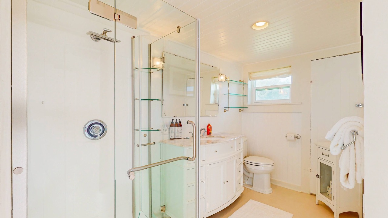 Photo of Bathroom in Philo