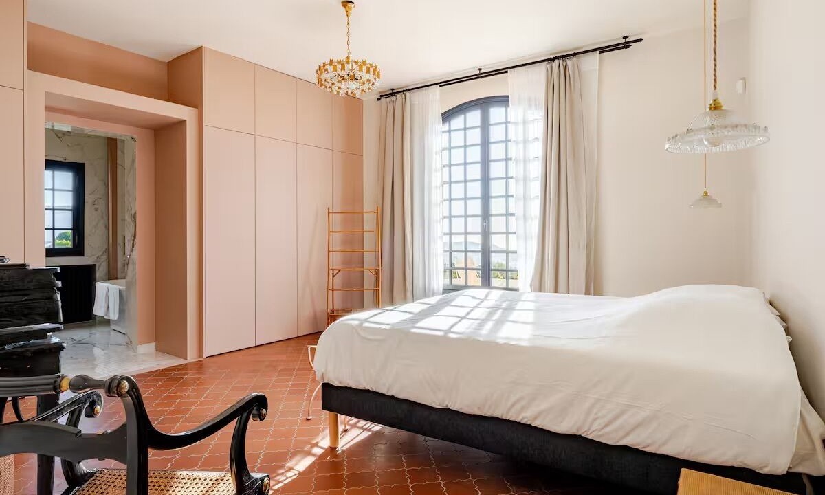 Photo of Bedroom in Gairaut