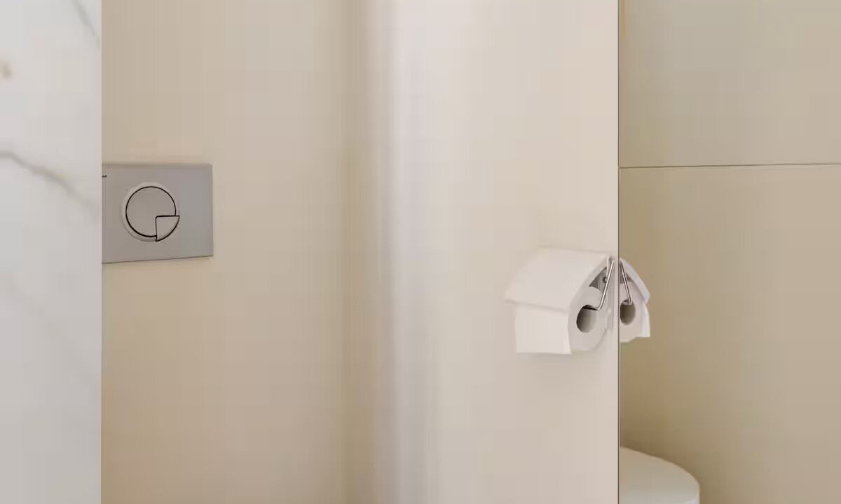 Photo of Bathroom in Gairaut