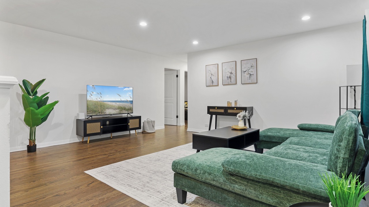 Photo of Livingroom in La Grange Park