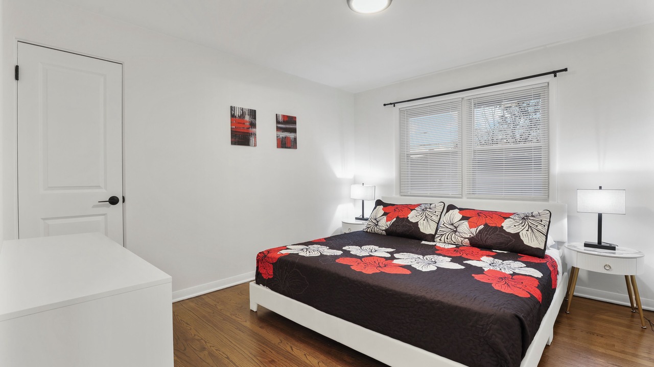 Photo of Bedroom in La Grange Park