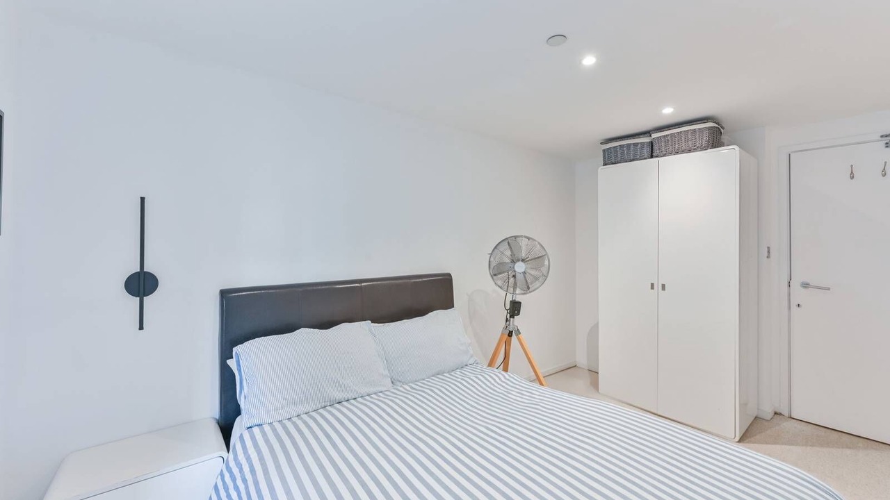 Photo of Bedroom in Camberwell Green