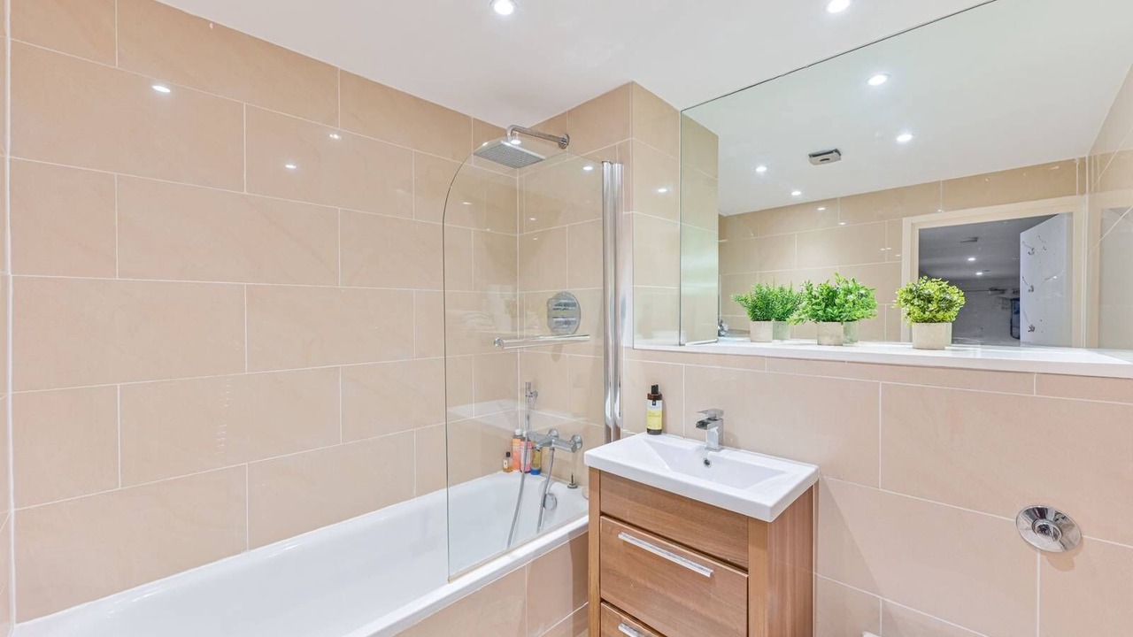 Photo of Bathroom in Camberwell Green