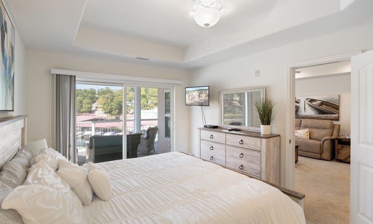 Photo of Bedroom in Lake Ozark