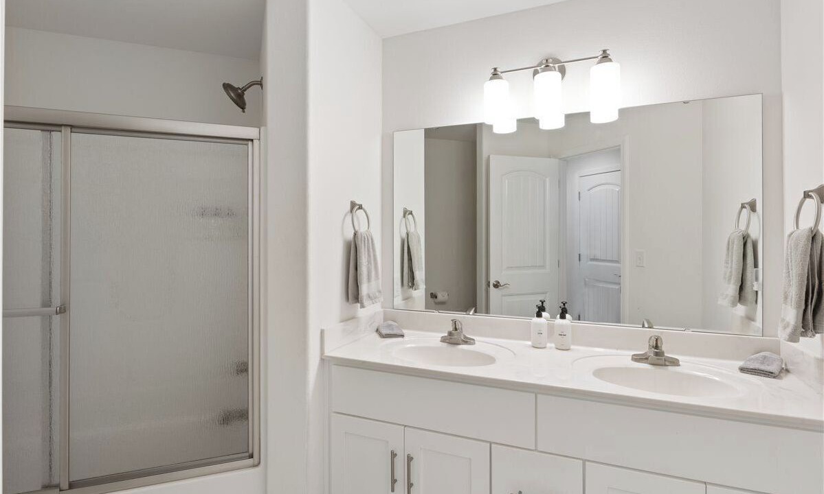 Photo of Bathroom in Lake Ozark