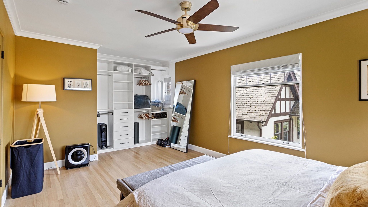 Photo of Bedroom in Eastlake