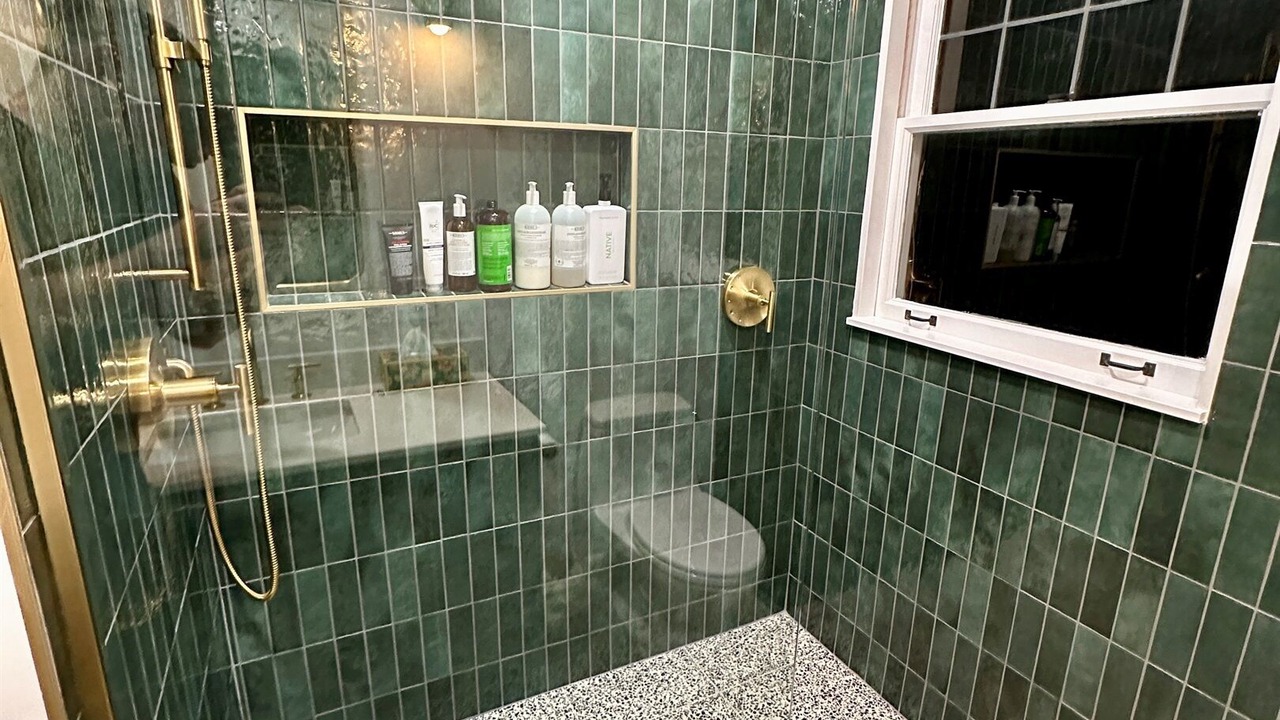 Photo of Others in Eastlake