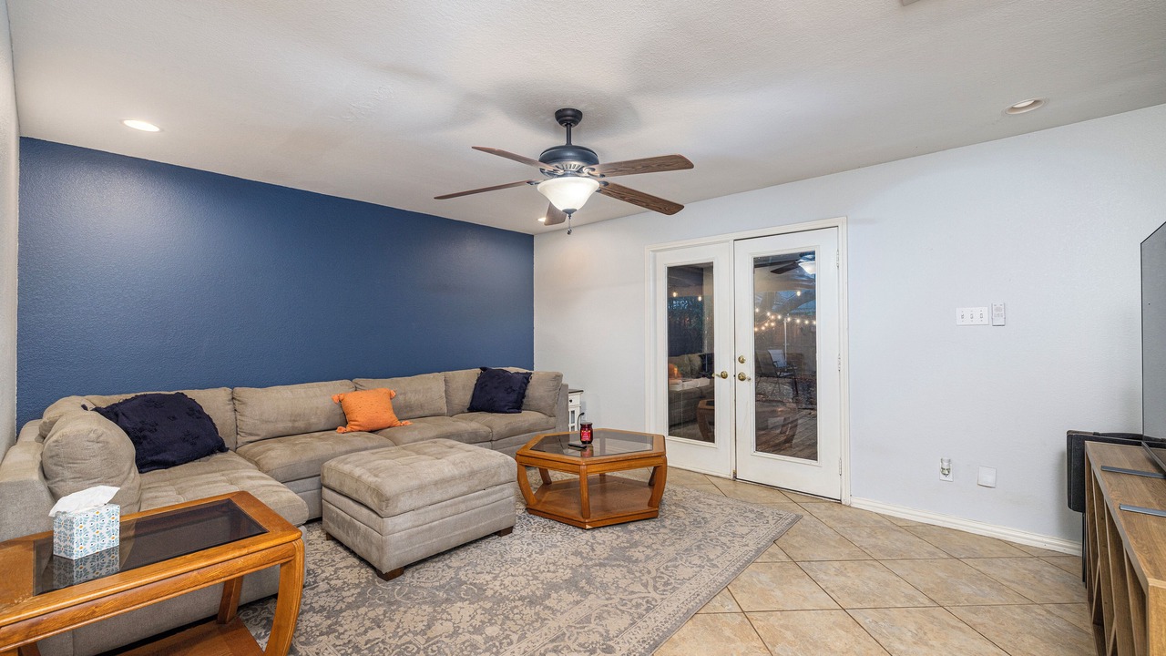 Photo of Livingroom in West Arlington