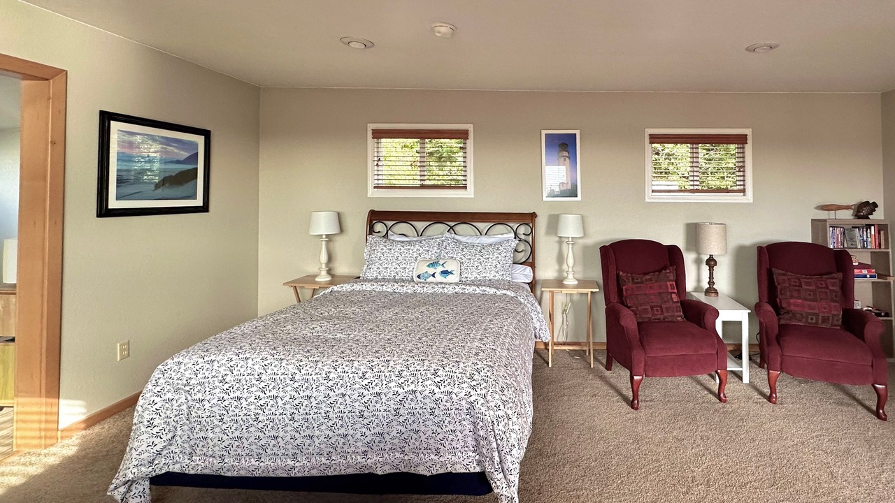 Photo of Bedroom in Gold Beach