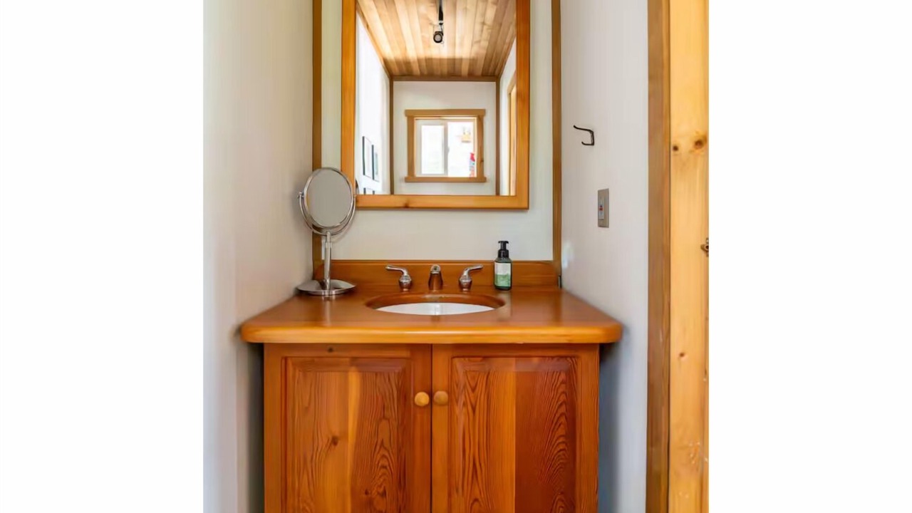 Photo of Bathroom in Parry Sound