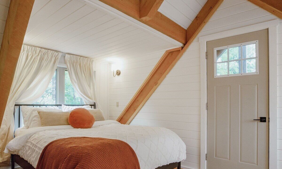 Photo of Bedroom in Parry Sound