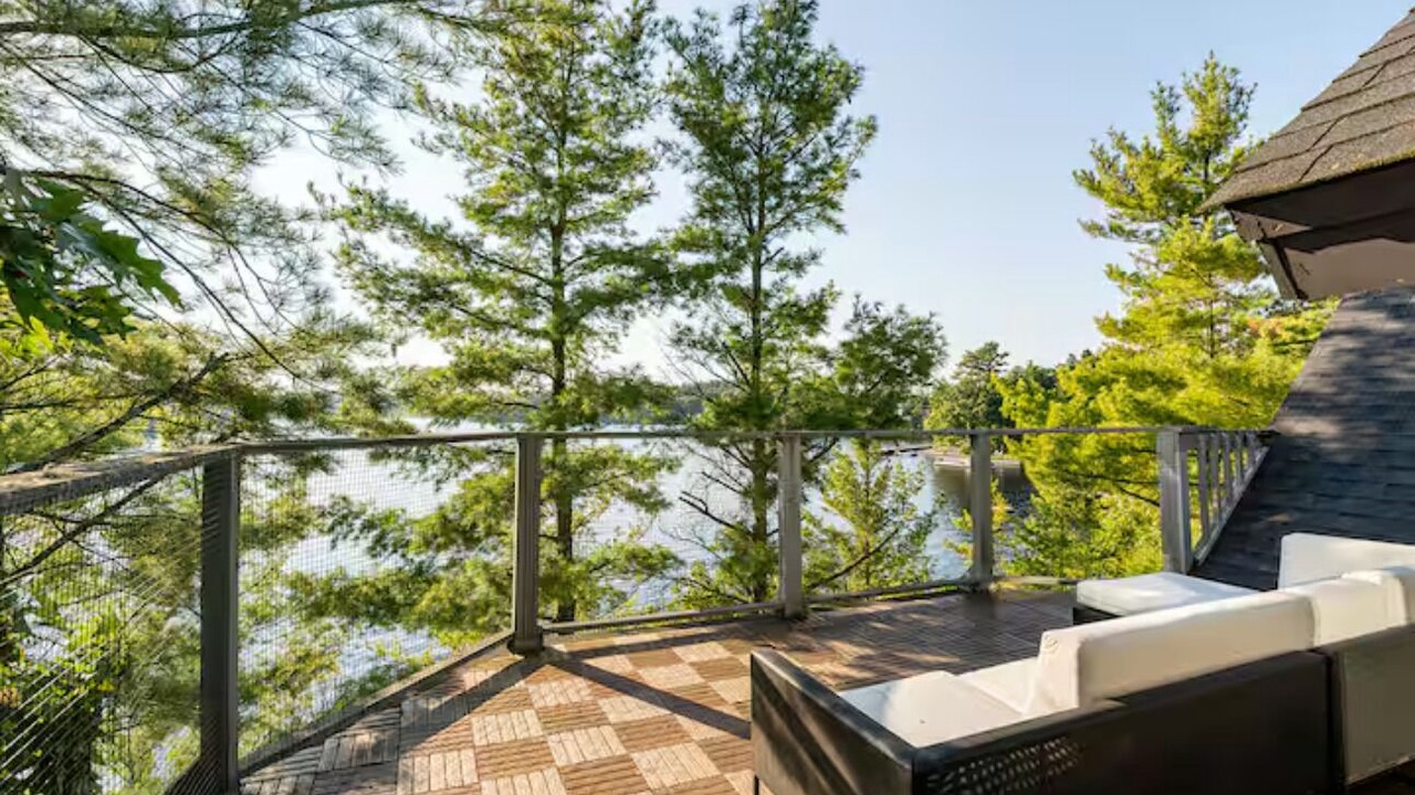 Photo of Patio Balcony in Parry Sound