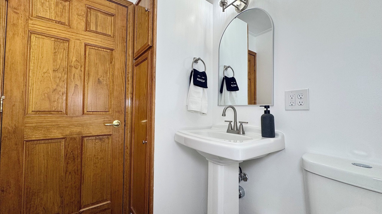 Photo of Bathroom in Lansing