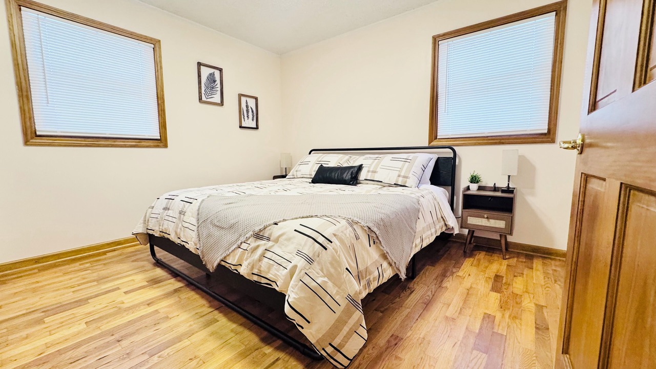 Photo of Bedroom in Lansing