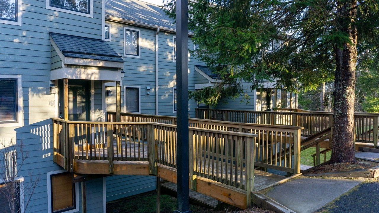 Photo of Outdoor in Edray