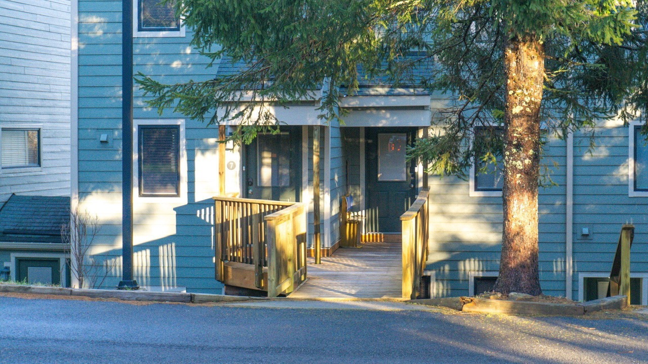 Photo of Outdoor in Edray