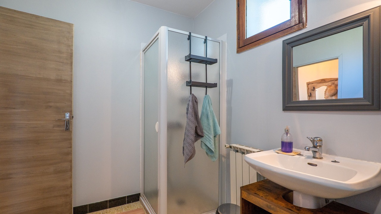 Photo of Bathroom in Barjac