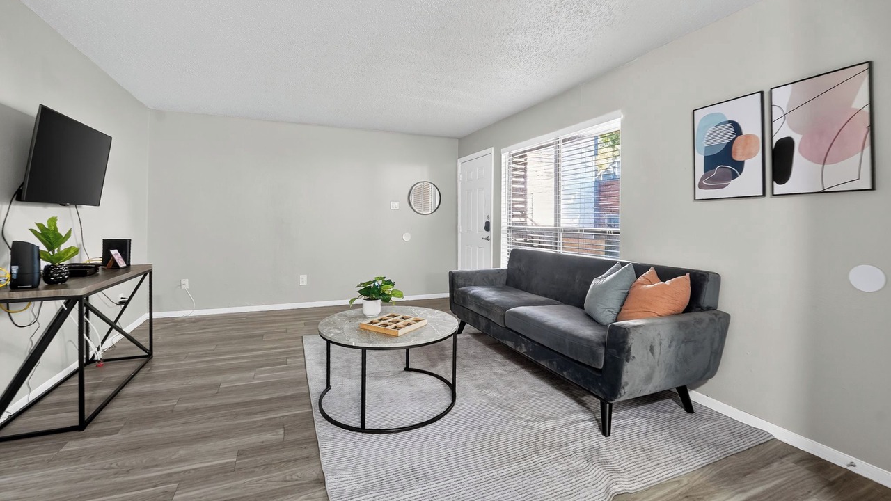 Photo of Livingroom in Lake Highlands