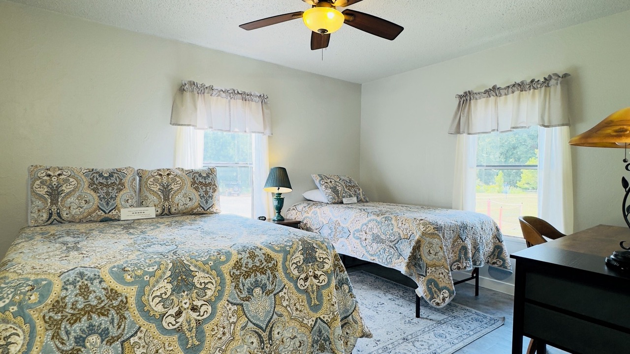 Photo of Bedroom in Richland
