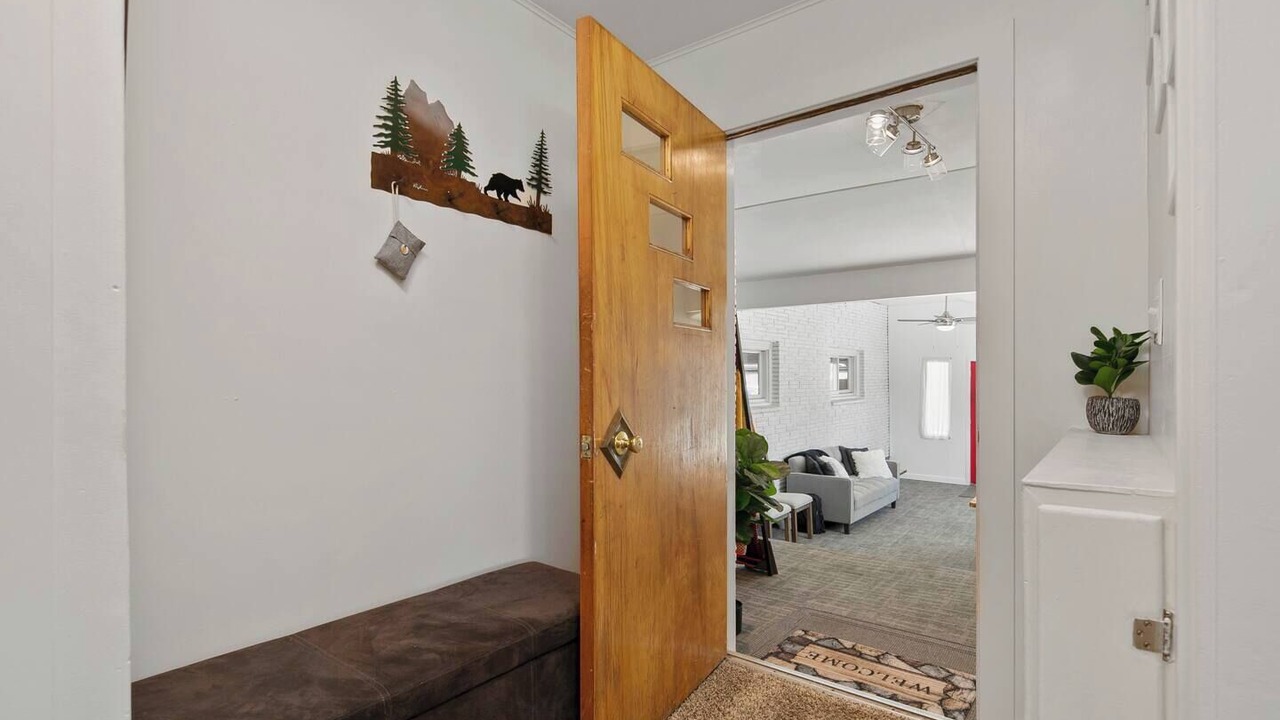 Photo of Others in Cascade