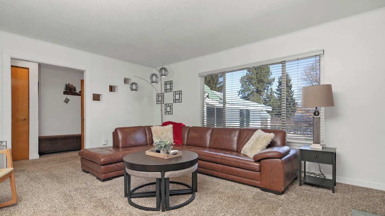 Photo of Livingroom in Cascade