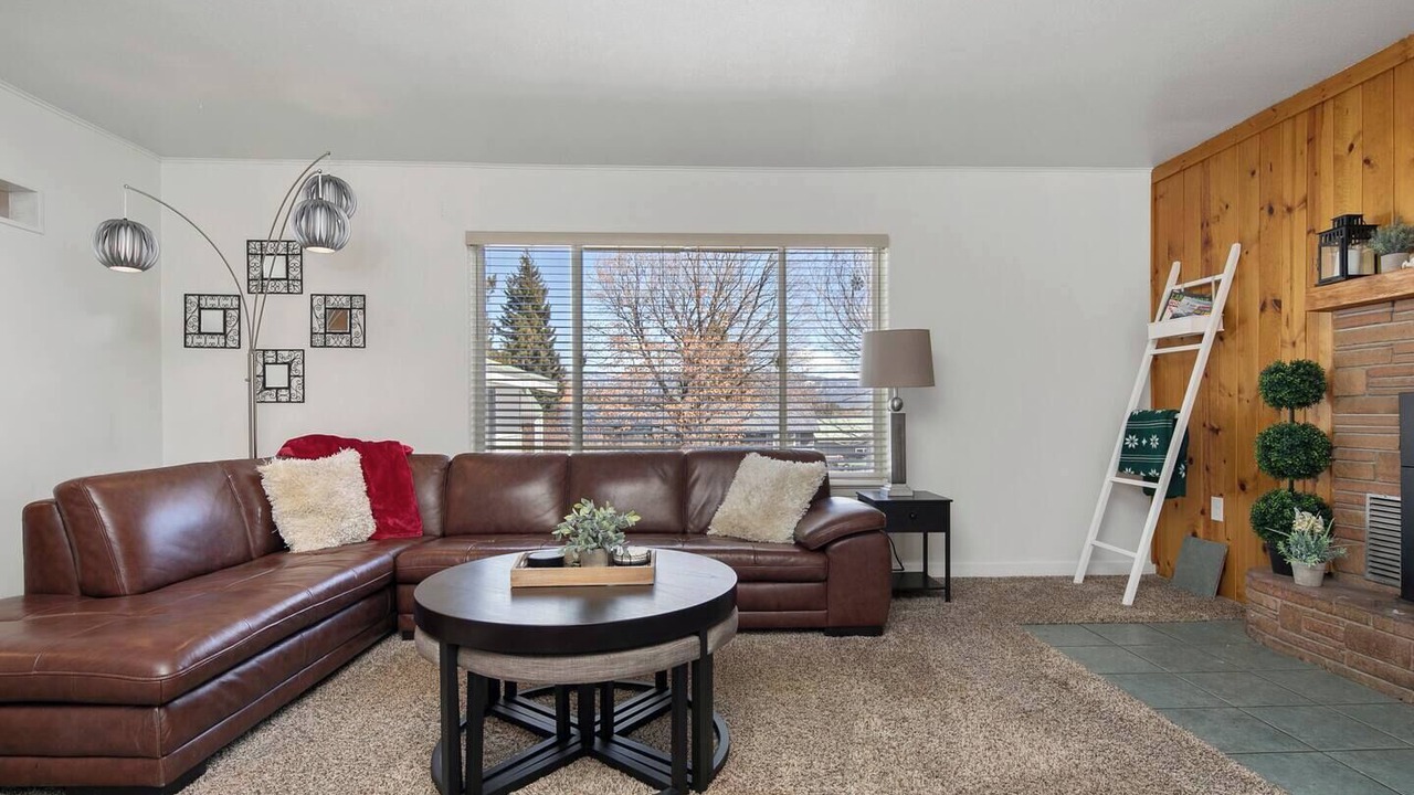 Photo of Livingroom in Cascade