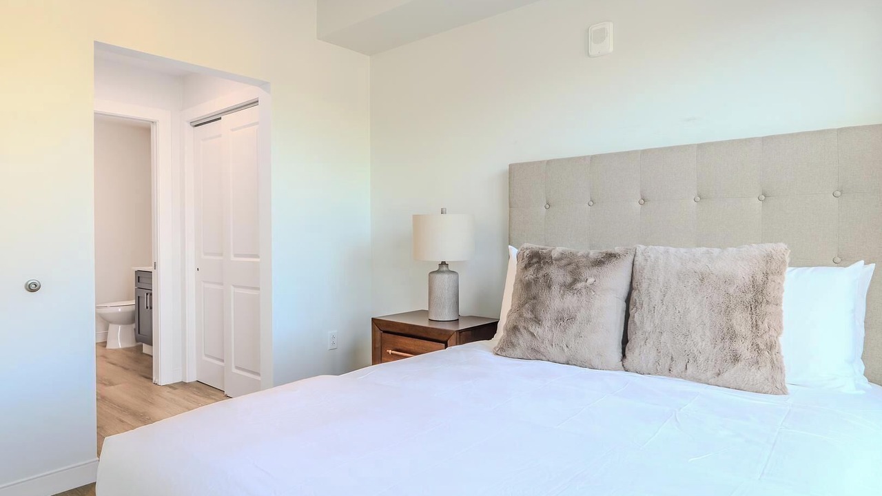 Photo of Bedroom in Ithaca