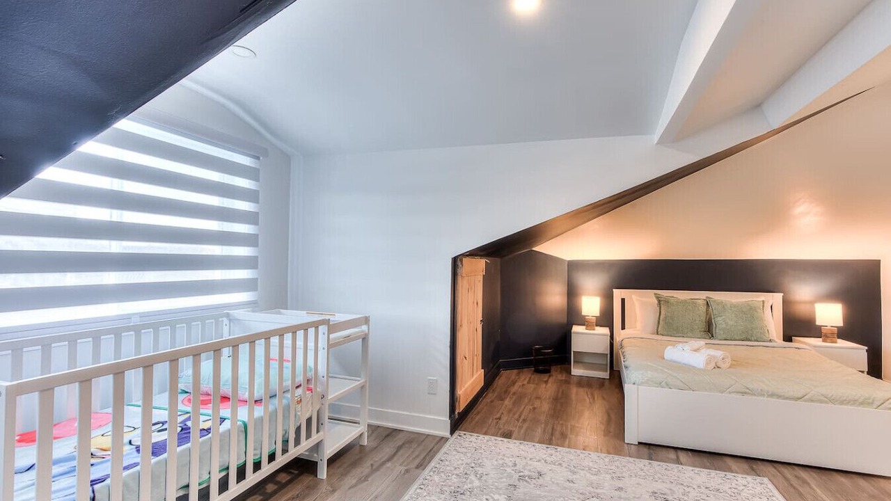 Photo of Bedroom in Longueuil