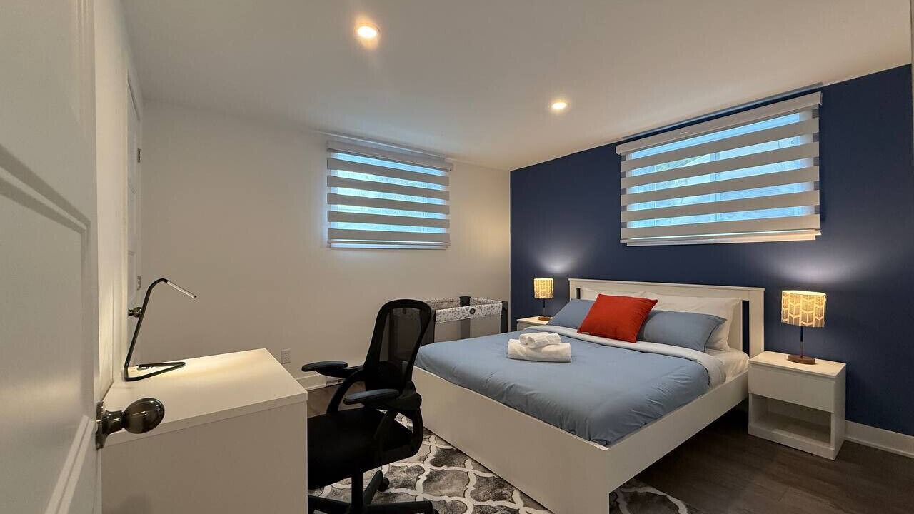 Photo of Bedroom in Longueuil