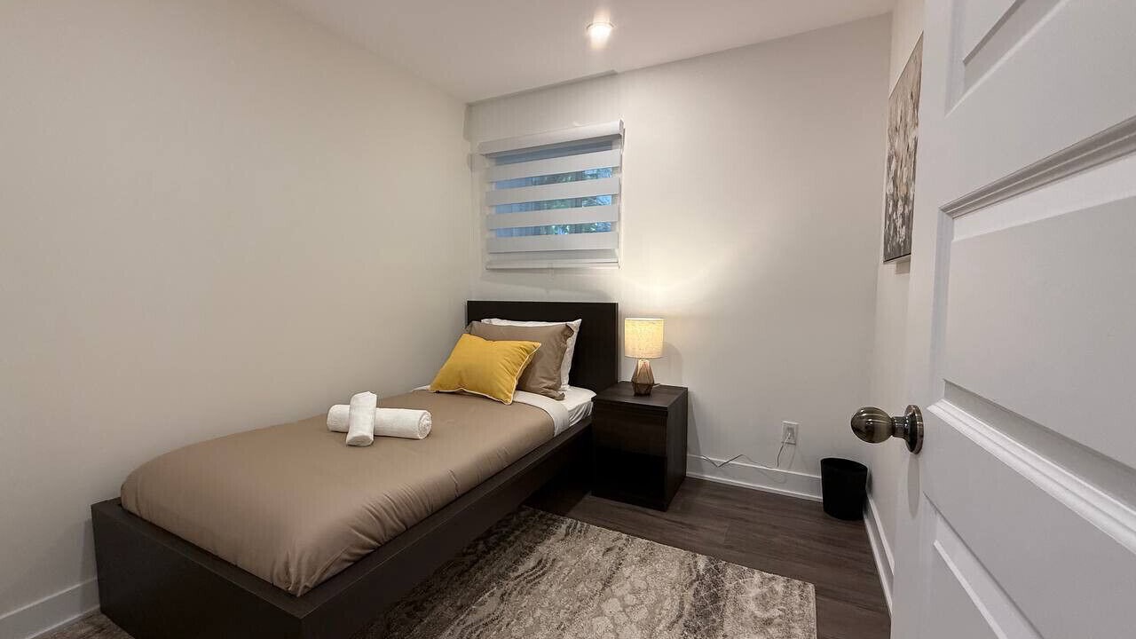 Photo of Bedroom in Longueuil