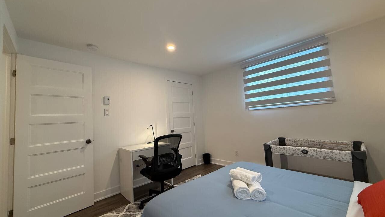 Photo of Bedroom in Longueuil