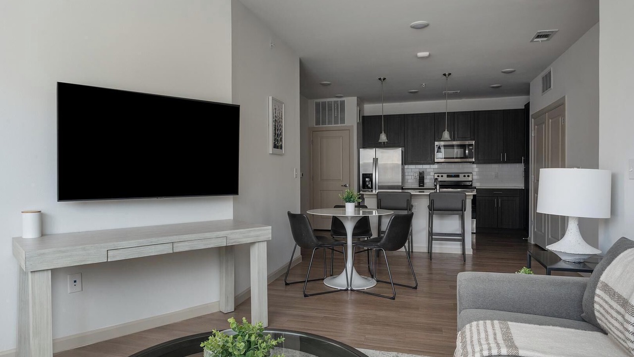 Photo of Livingroom in Pflugerville
