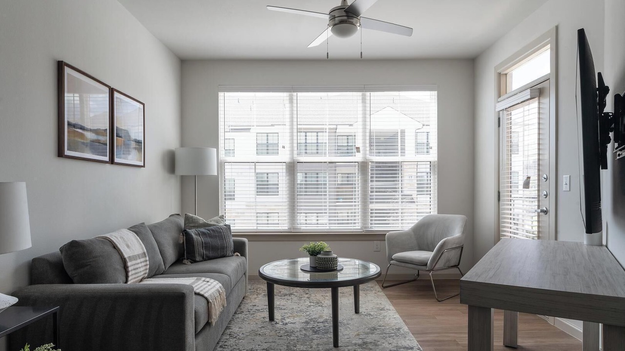 Photo of Livingroom in Pflugerville