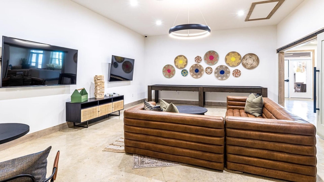 Photo of Livingroom in Pflugerville