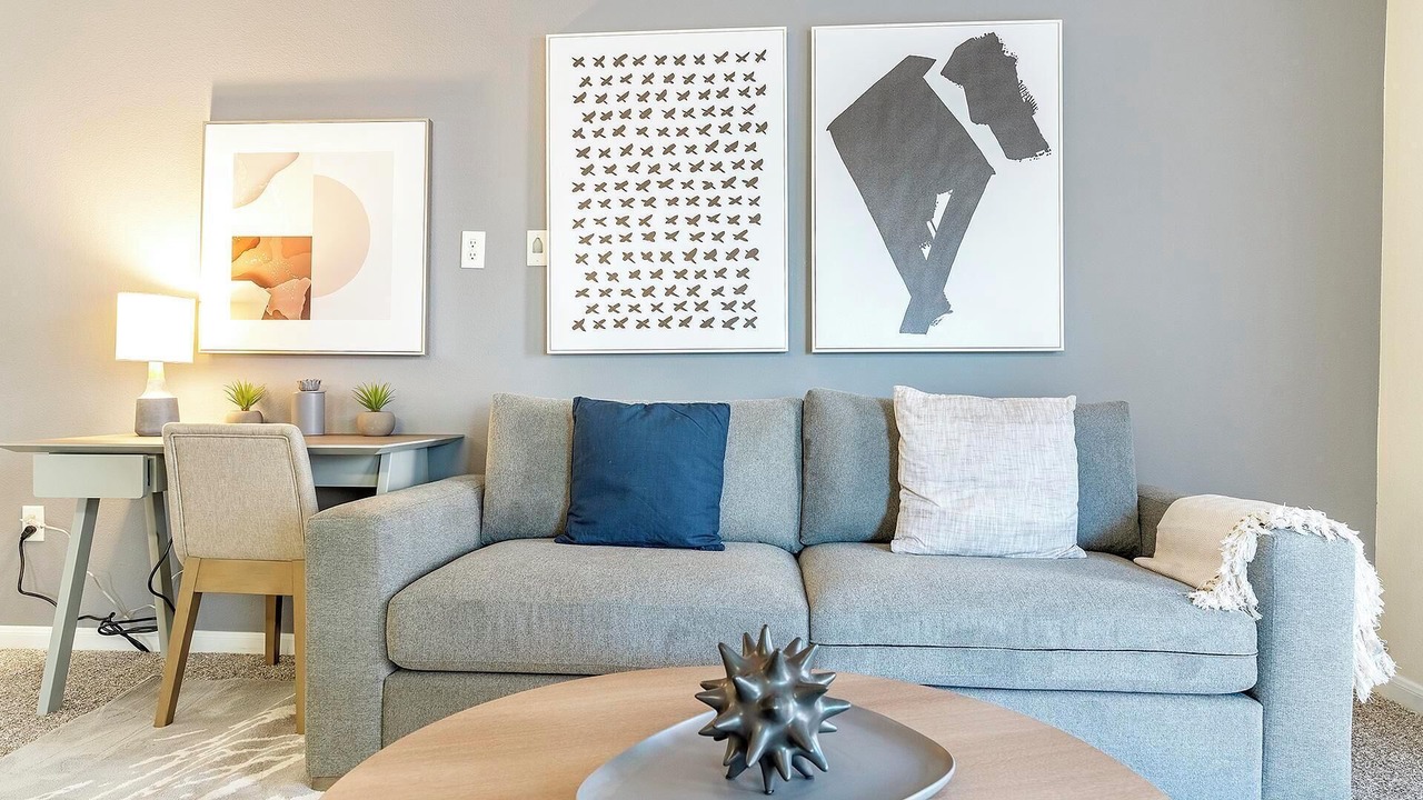 Photo of Livingroom in Sweetbriar