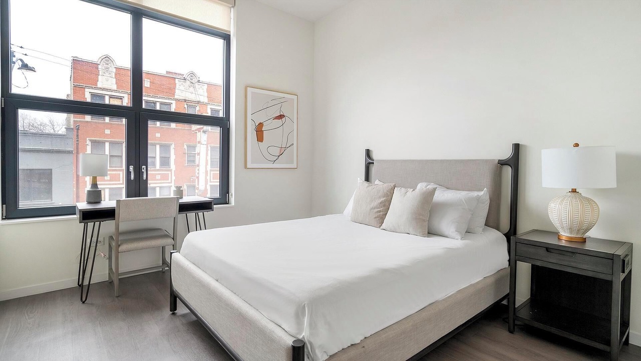 Photo of Bedroom in Logan Square