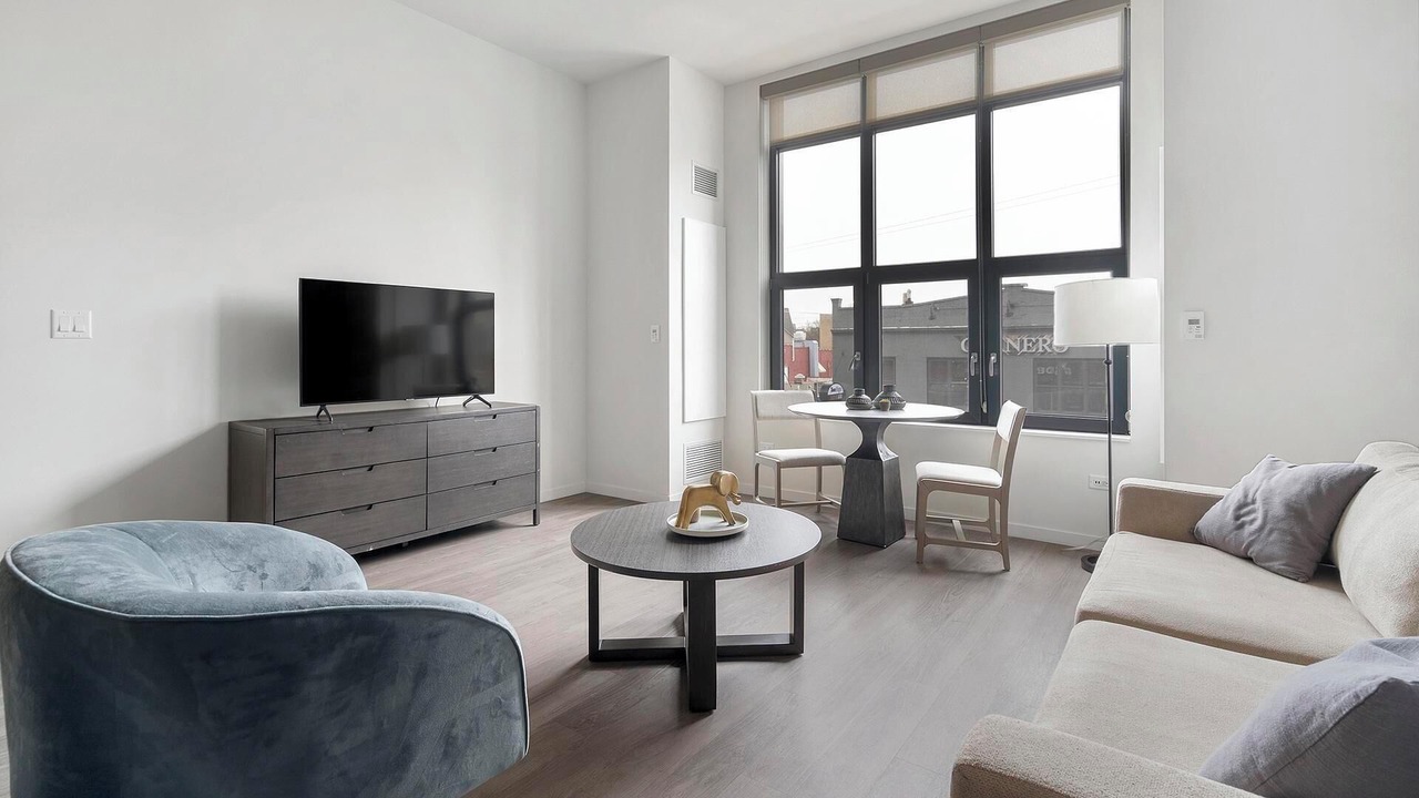 Photo of Livingroom in Logan Square
