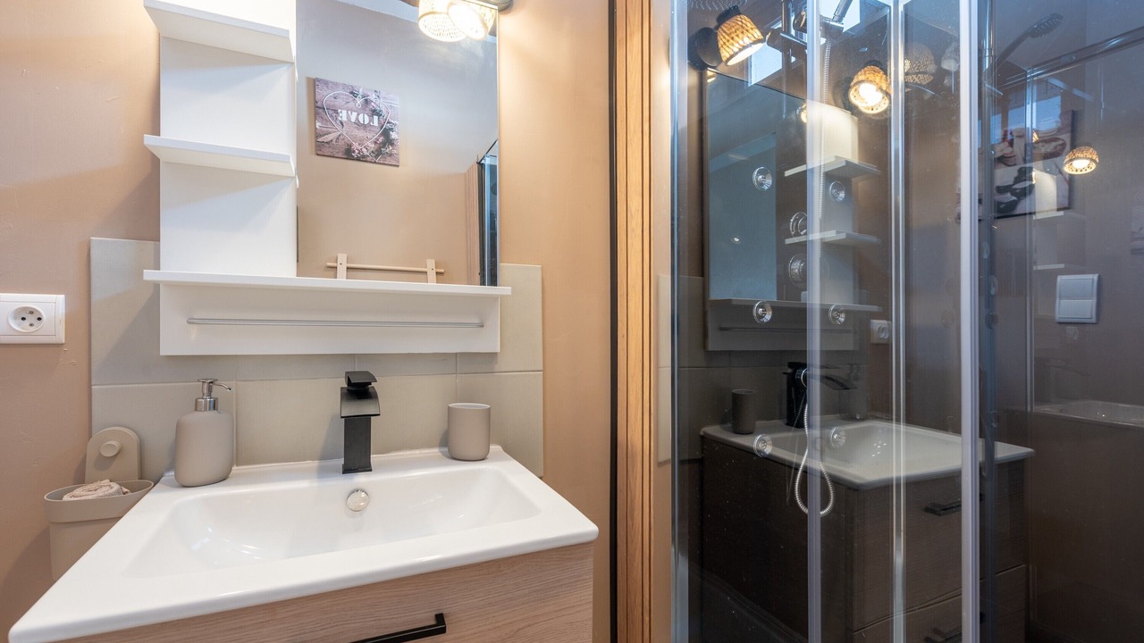 Photo of Bathroom in Arrens-Marsous