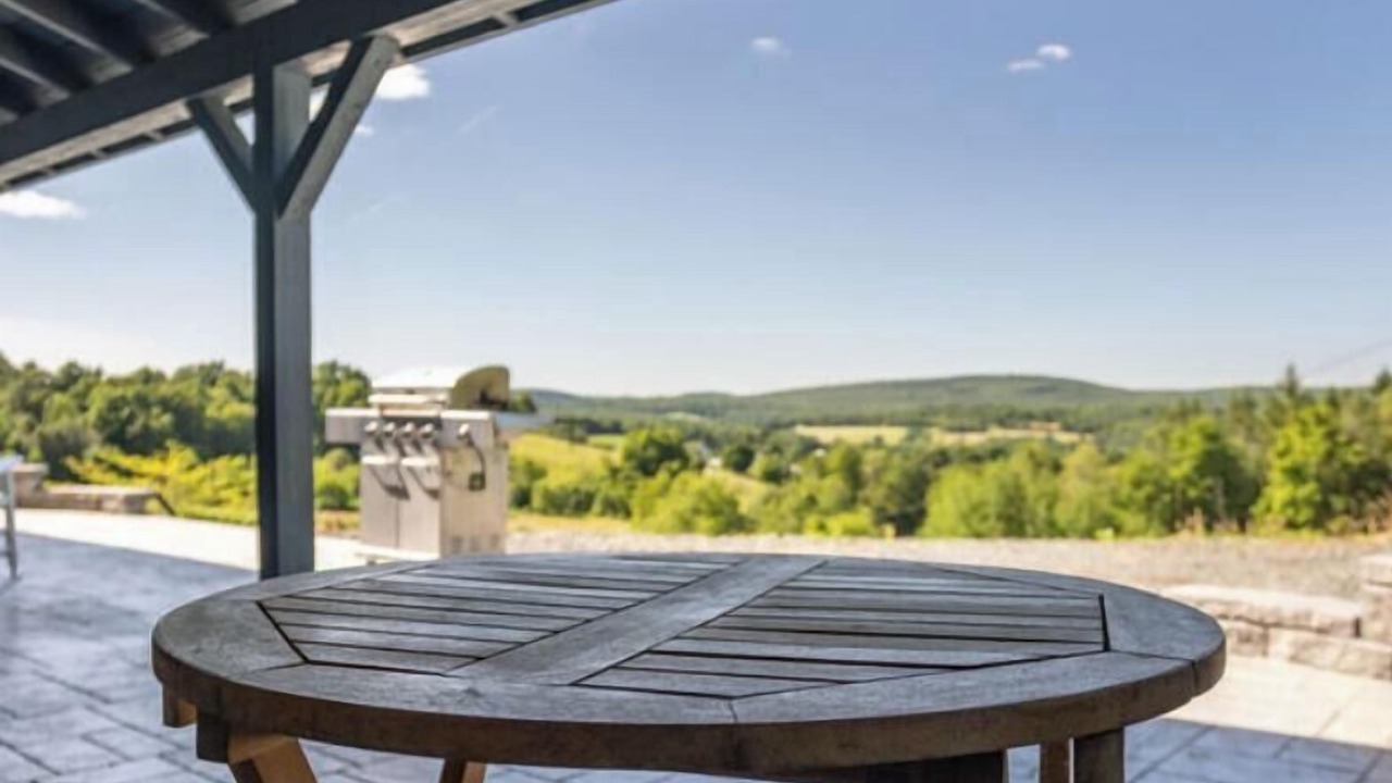 Photo of Others in Arnot