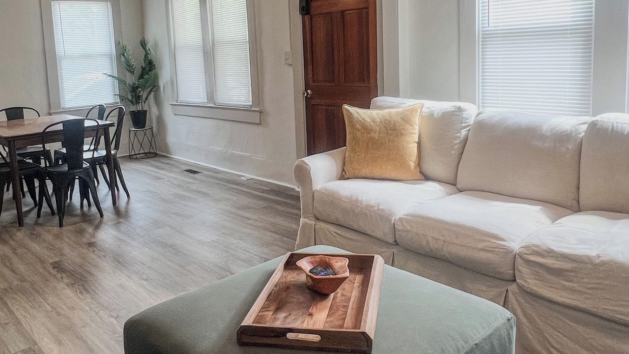 Photo of Livingroom in Greenville