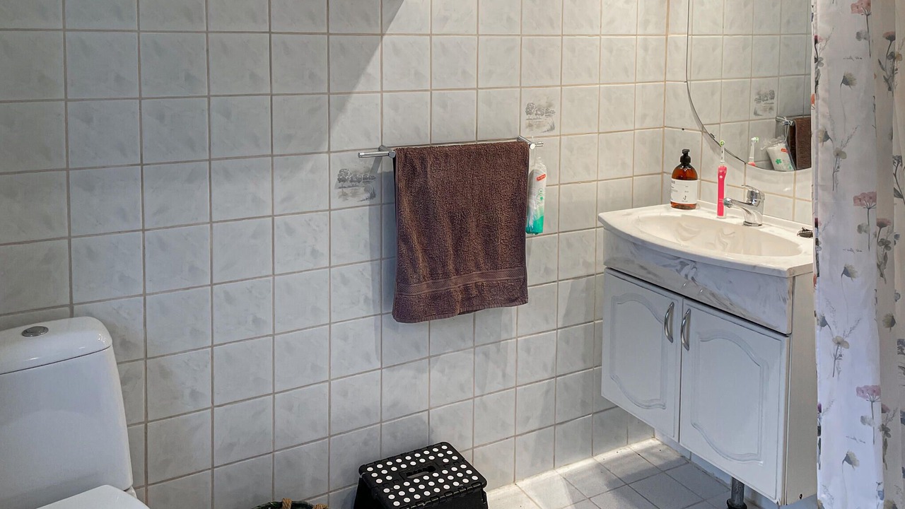 Photo of Bathroom in Soeby
