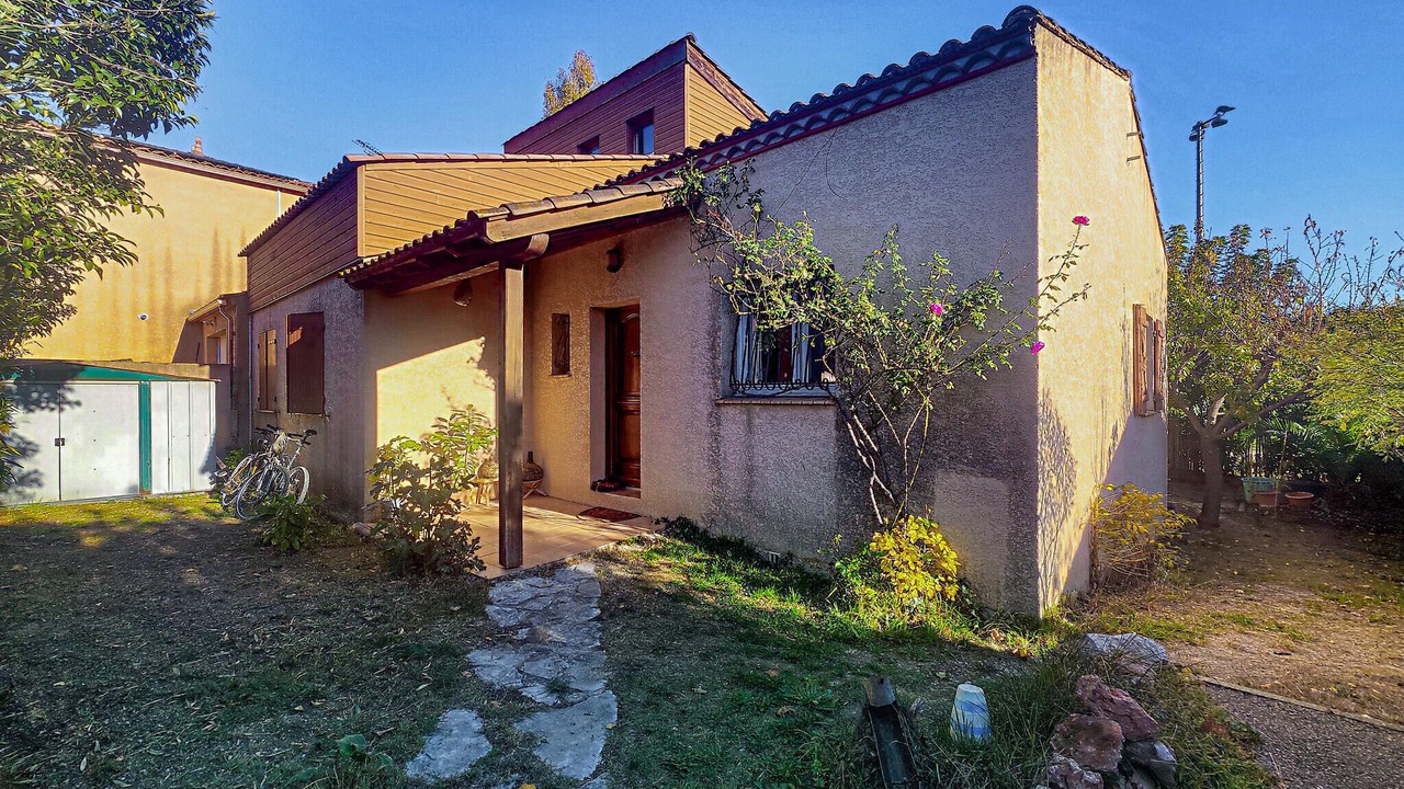 Photo of Others in Montbazin