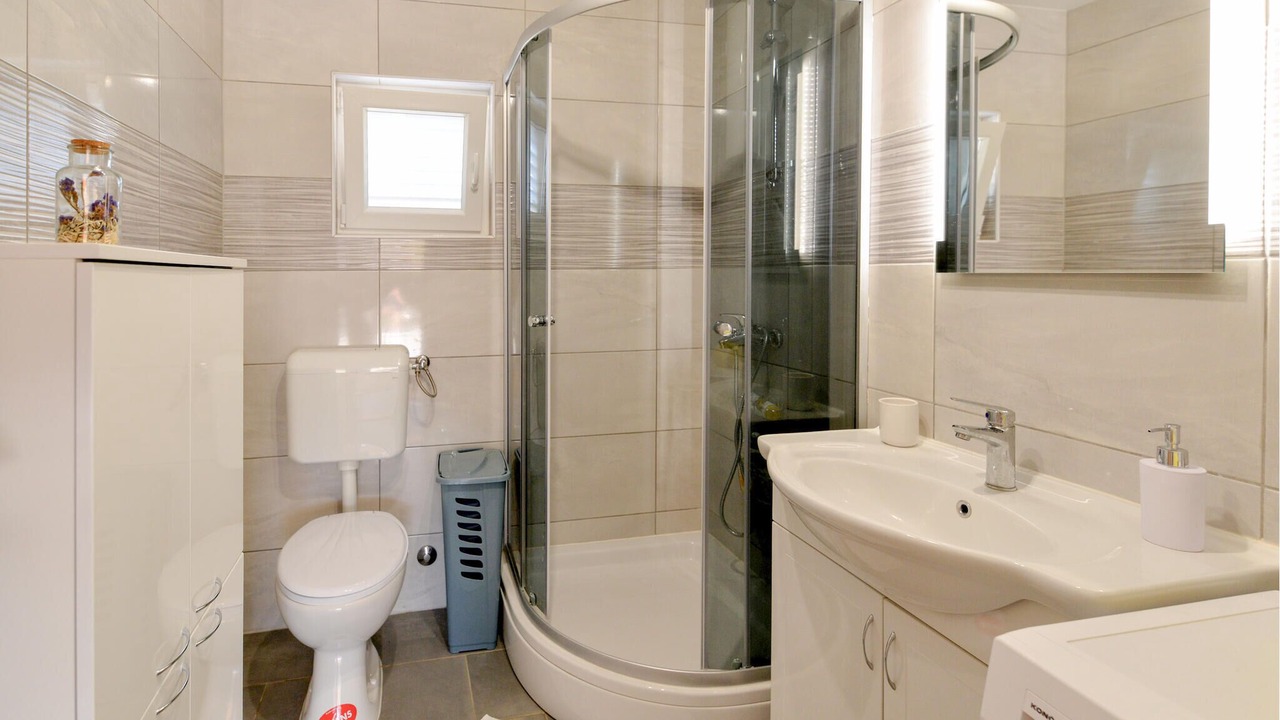Photo of Bathroom in Lisane Ostrovicke