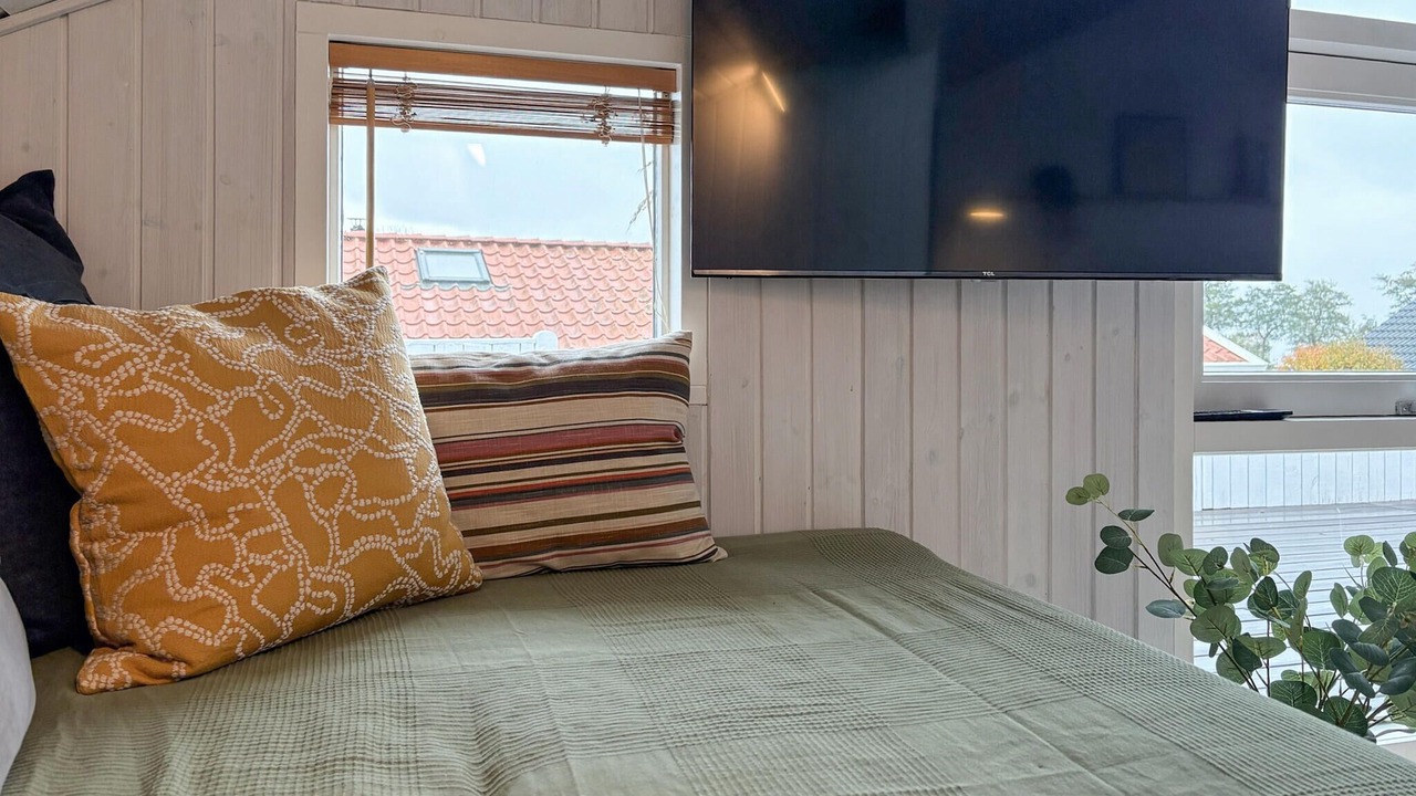 Photo of Others in Bjert