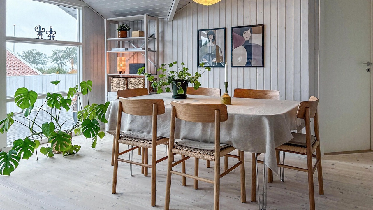 Photo of Others in Bjert