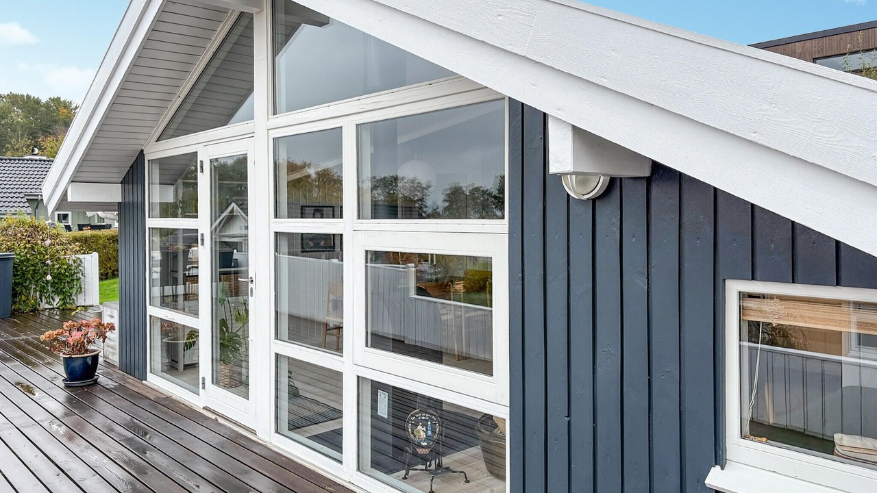 Photo of Others in Bjert