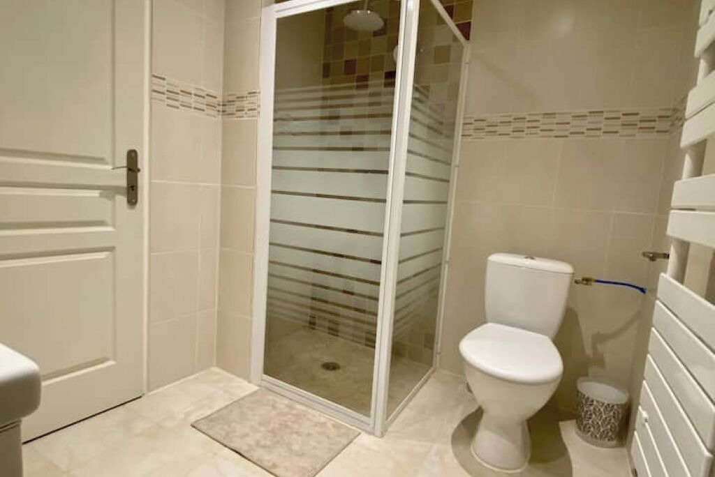 Photo of Bathroom in Lavergne