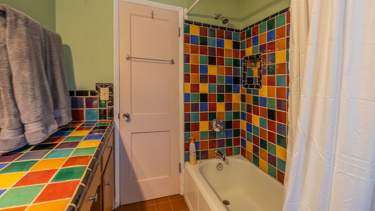 Photo of Bathroom in Blenman-Elm