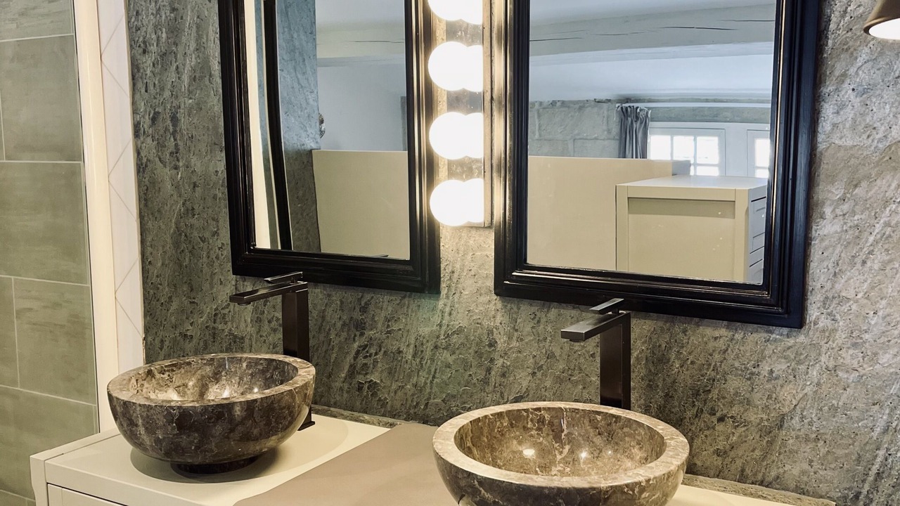 Photo of Bathroom in Aigues-Mortes Medieval City